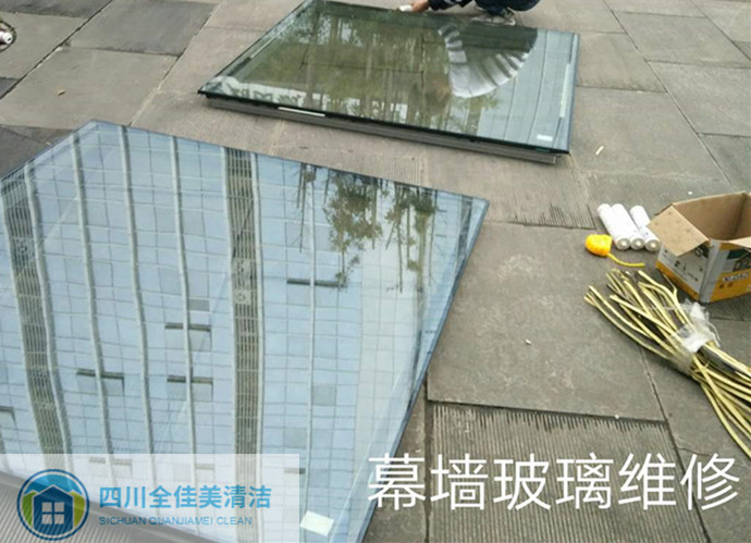 幕墙玻璃维修