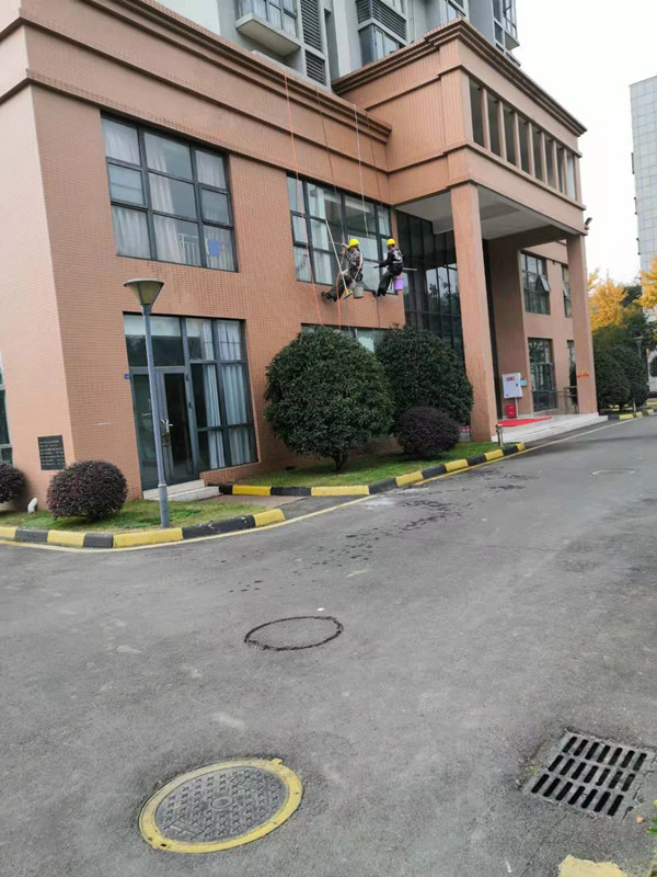 外墙清洗